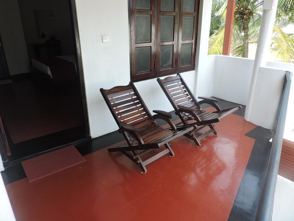 Crescent Sea Resort Nilaveli Eksteriør bilde