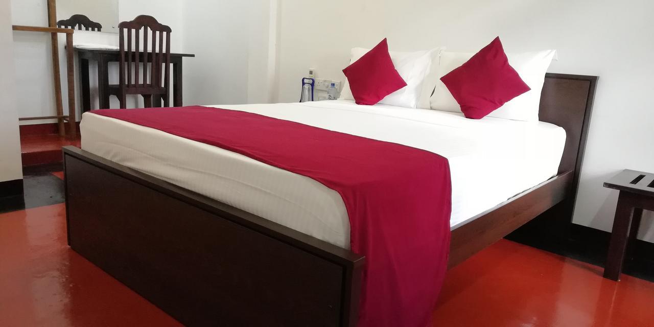 Crescent Sea Resort Nilaveli Eksteriør bilde