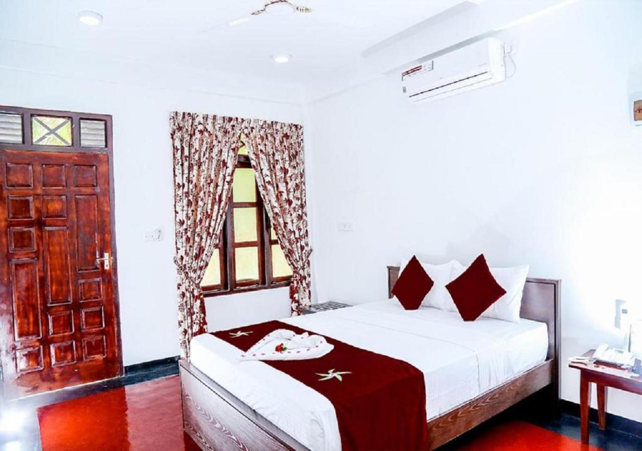 Crescent Sea Resort Nilaveli Eksteriør bilde